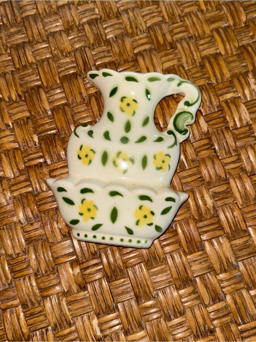 USA Vintage ceramic wall pocket vase